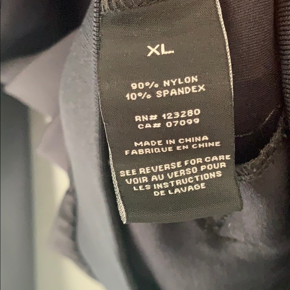 Travis Matthew black and red zip up jacket XL - Picture 6 of 6